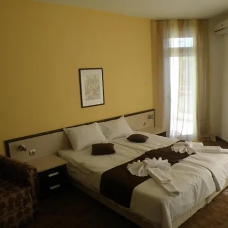 Hotel Makao Family Rawda