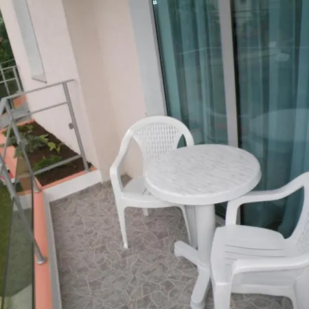 Hotel Makao Family Rawda