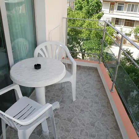 Makao Family 2* Ravda