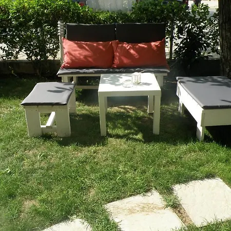 Otel Makao Family 2*