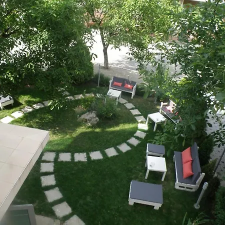 Makao Family Otel 2*