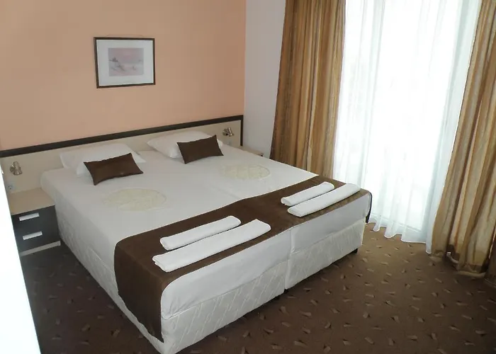 호텔 Makao Family 2*